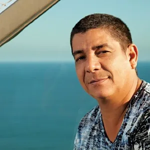 Canal MP Music Oficial Apresenta (Zeca Pagodinho)