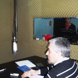 Lecturas de Poetas en la radio