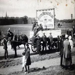 George Hackland walks around Leith in the 1930s