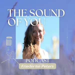 [21] Gifts of Womanhood and the Wisdom of the Voice _with Soulpreneur Nadine Kühn